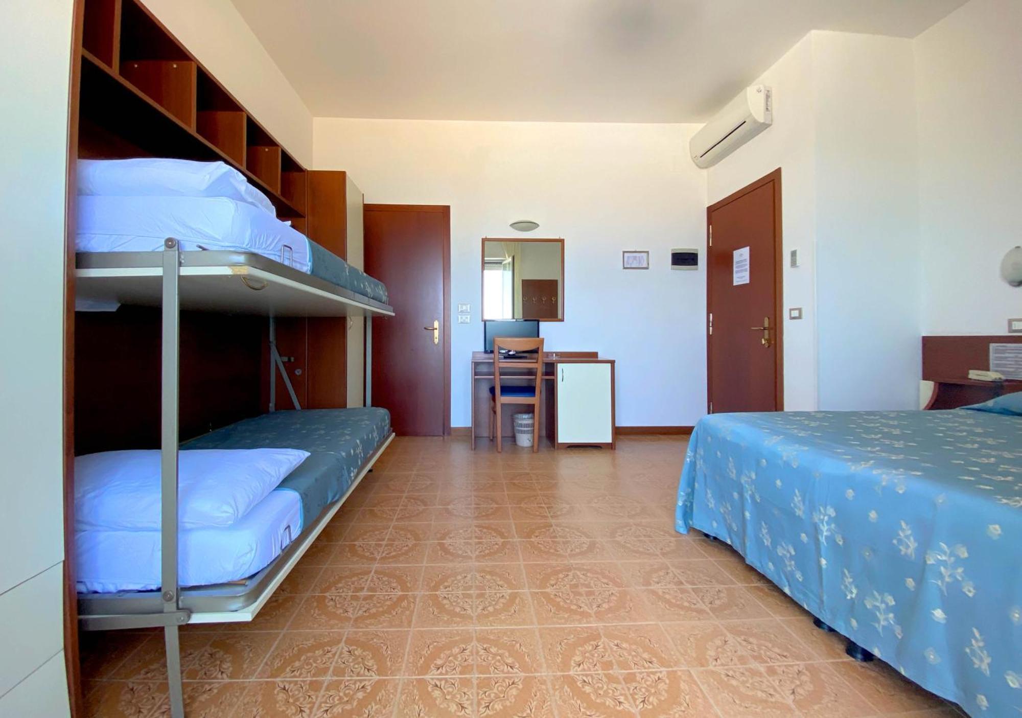 Hotel Sayonara Senigallia Exterior photo