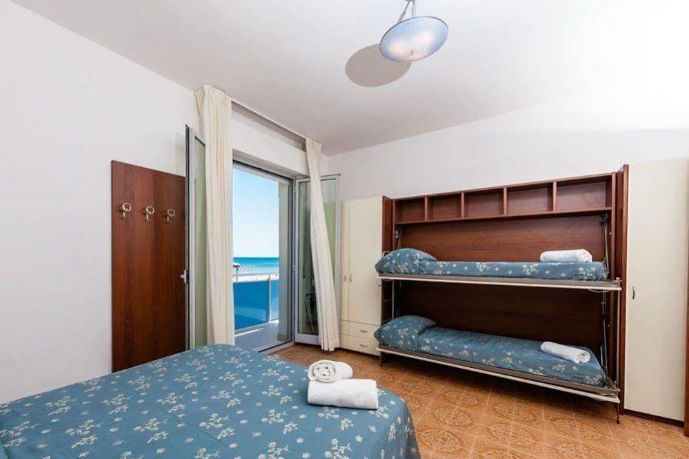 Hotel Sayonara Senigallia Exterior photo